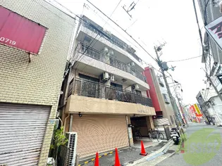 マンエイマンション【2階】の外観