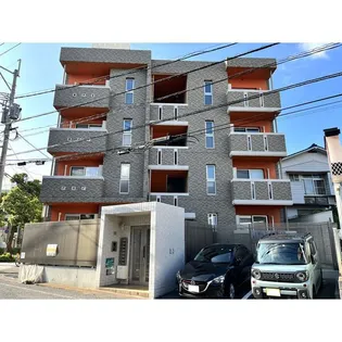 メゾン エパヌイの画像