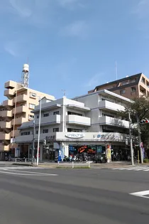 バイク館【2階】の外観