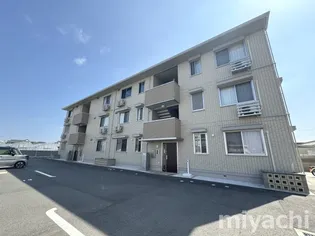 ロイヤルサンB【2階】の地図