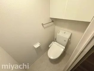 ロイヤルサンB【2階】の内装