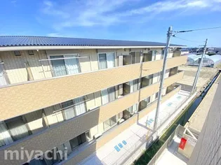 ロイヤルサンB【2階】の外観