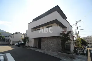 シャーメゾンピースベルの画像