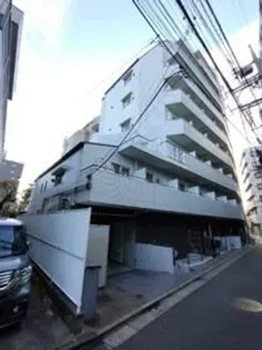 CYNTHIA FOURーD SANGENJAYAの画像