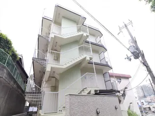 イーズIII【2階】の外観