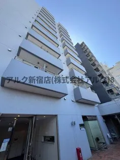 新宿セントラルハイツ【6階】の外観