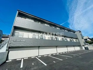 デ・クメール飯盛【1階】の外観