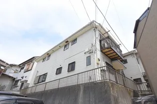 神奈川県横浜市保土ヶ谷区峰岡町2【アパート】の外観