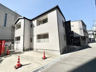 クレール フテラの画像