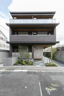 SHAMAISON RELAFORTの画像