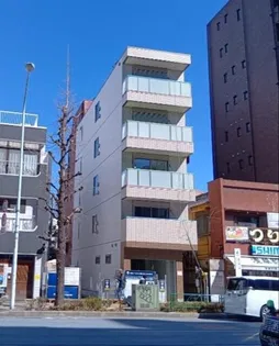 BELLUS IRIYAの画像