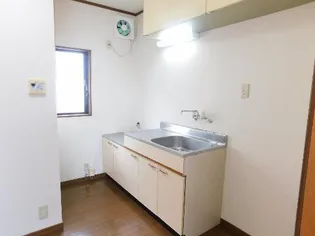 コーポアトレ【2階】のキッチン