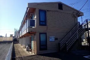 レオパレスラークスパー玉村【2階】の外観