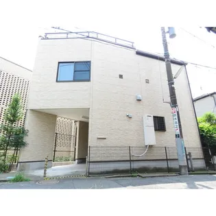 東京都世田谷区北沢3【一戸建】の外観