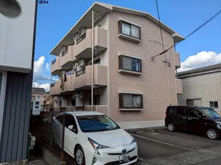 ファミーユIIIの画像