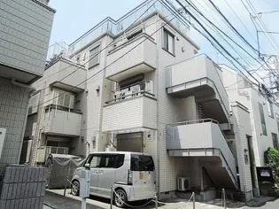 キュロコ神楽坂【1階】の外観