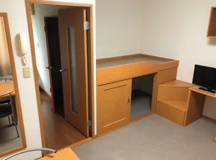 レオパレスコンフォール石脇3【2階】の居間