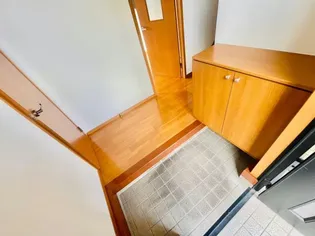 ツインクル【1階】の玄関