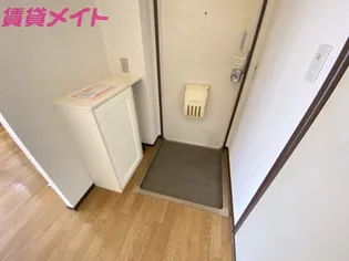 サンハイツV【2階】の玄関