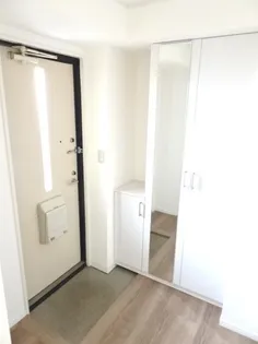 サニーサイド長砂【1階】の玄関