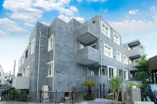 グエル・サカエ赤堤【1階】の外観