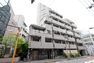 東京都新宿区改代町【アパート】の外観