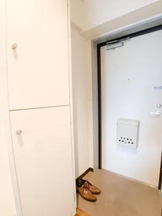 クレセントユニ高津第二【6階】の玄関