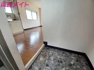 コーポ北斗【2階】の玄関
