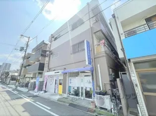 レジェンド小阪【3階】の外観