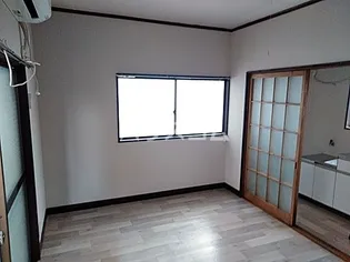 パールパティオ【2階】の居間