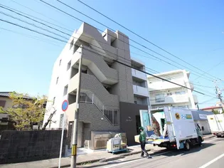 パルイースト【2階】の外観
