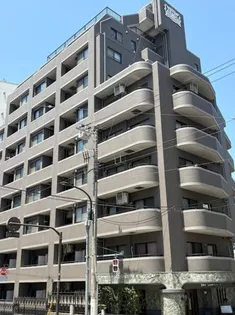 ライオンズマンション後楽園【1階】の外観