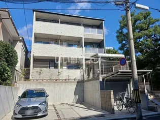 京都府京都市右京区太秦垂箕山町【アパート】の外観