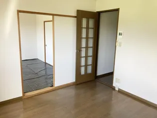 パセオステーブル我妻【1階】の居間