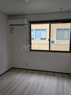 コーポ前田【2階】の居間