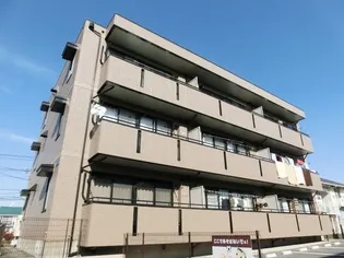 ロイヤルハウスB【2階】の外観