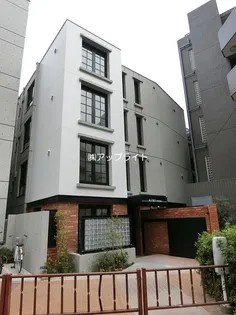 ルクレ東新宿【3階】の外観