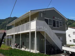 グリーンビレッヂ【2階】の外観