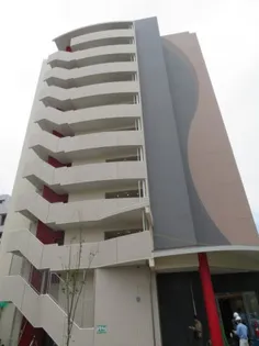 セレニテ江坂ルフレ【4階】の外観