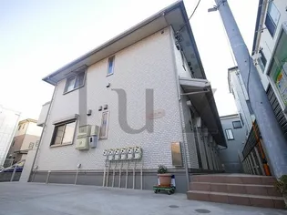 プランタン鶴見【1階】の外観
