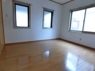 ガーデンアール【1階】の内装