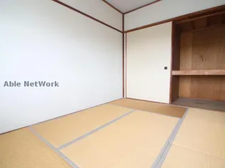 SKコーポ参番館【3階】の居間