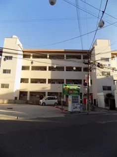 マンション源【3階】の外観