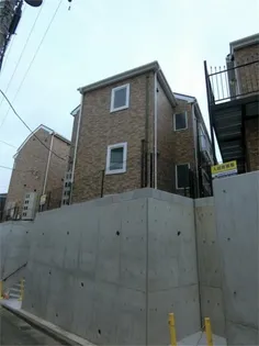 ハーミットクラブハウス桜木町TaE(タエ)【1階】の外観