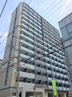 サヴォイコートオブアームズの画像