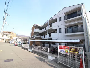 ラパ-ス【1階】の外観