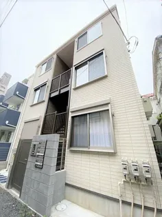 ベイルーム横濱関内【2階】の外観