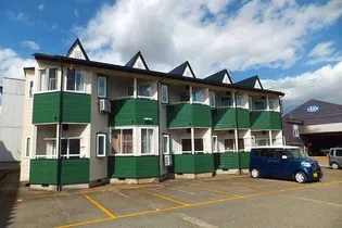 ファミーユ宮下C【2階】の外観