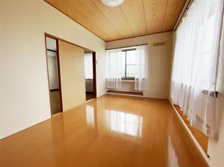 サンハイツ八幡田【2階】の内装