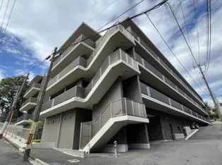 ベルシード野毛山公園【3階】の外観